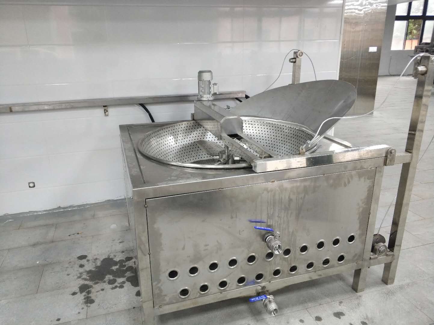 自動攪拌油炸鍋